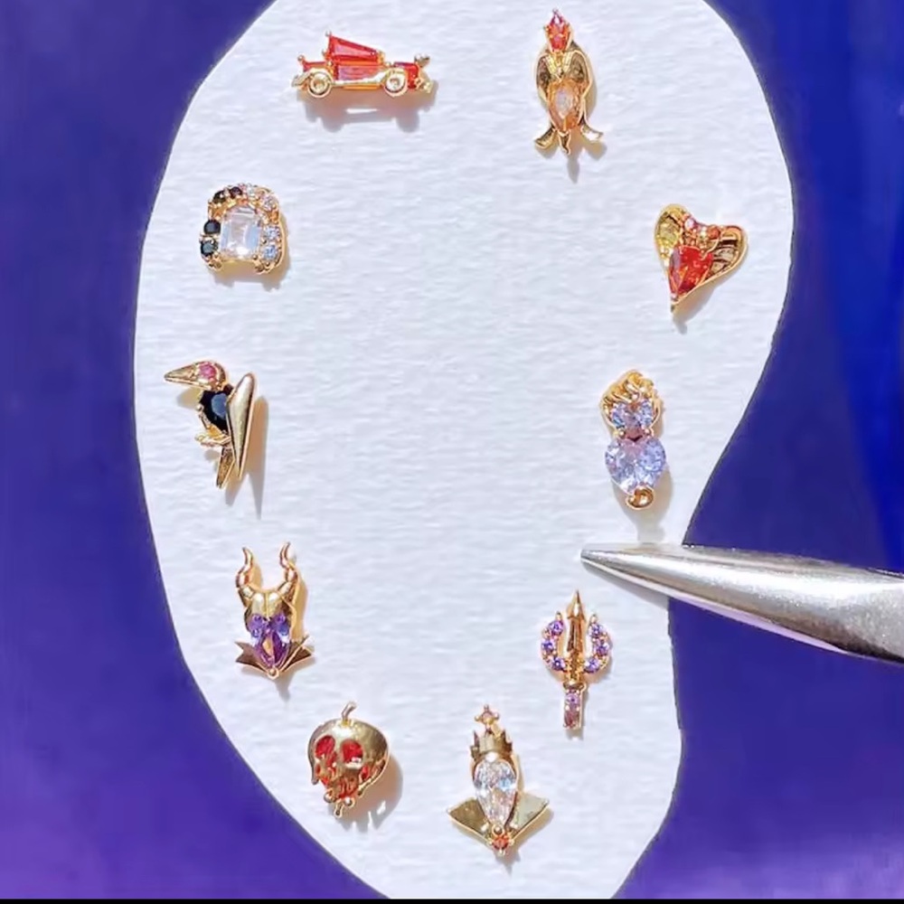 Disney’s Aladdin Villain Stud Earrings - Picture 3 of 4